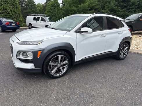Used 2021 Hyundai Kona Limited AWD/4WD image 13