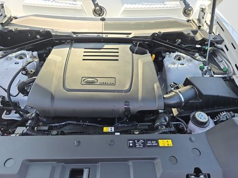 New 2026 Land Rover Defender 110 S AWD/4WD image 30
