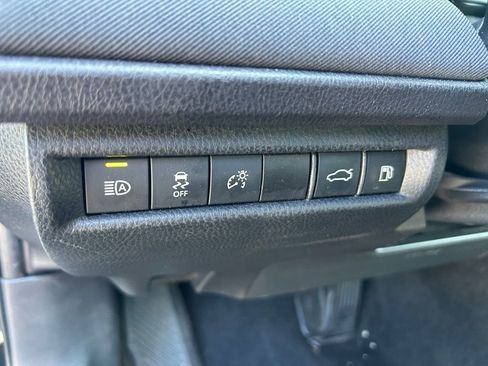 Used 2025 Toyota Camry LE image 17