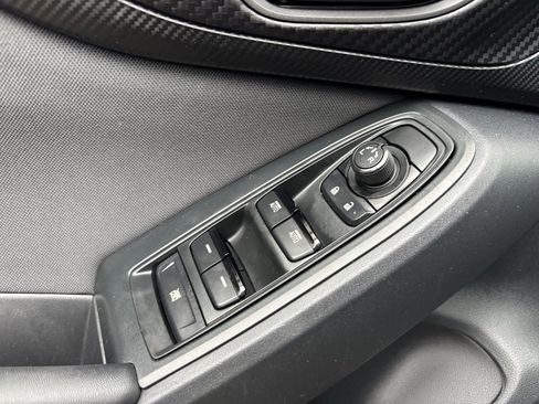 Used 2018 Subaru Crosstrek 2.0i Premium image 17