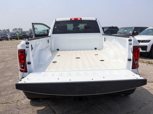 New 2026 RAM 3500 Tradesman AWD/4WD image 27