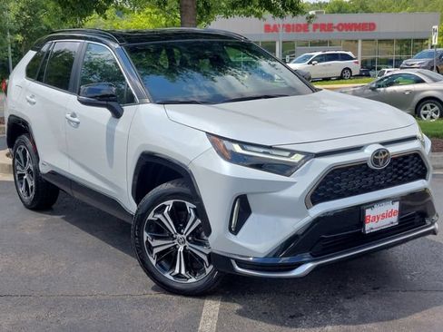 Used 2025 Toyota RAV4 XSE w/ Weather Package AWD/4WD image 2