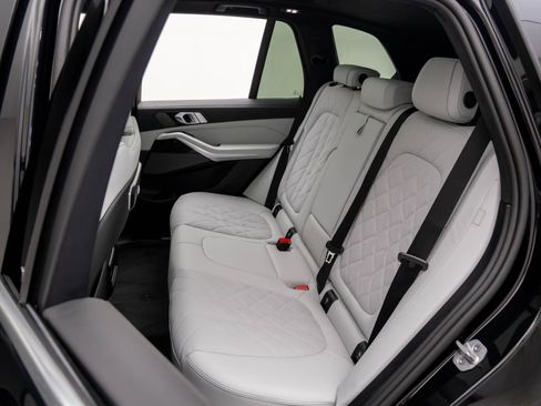 Certified 2026 BMW X5 xDrive40i AWD/4WD image 17