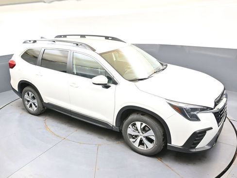 Used 2025 Subaru Ascent Premium AWD/4WD image 42