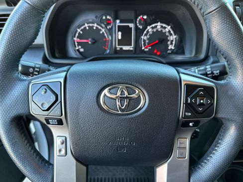 Used 2024 Toyota 4Runner SR5 RWD image 22