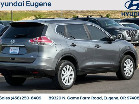 Used 2016 Nissan Rogue S AWD/4WD image 3