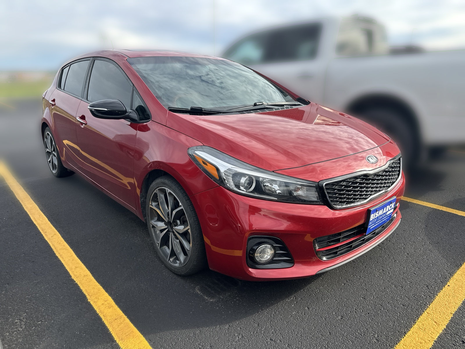 Used 2017 Kia Forte SX FWD image 2