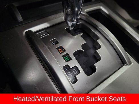 Used 2014 Toyota 4Runner Limited image 17