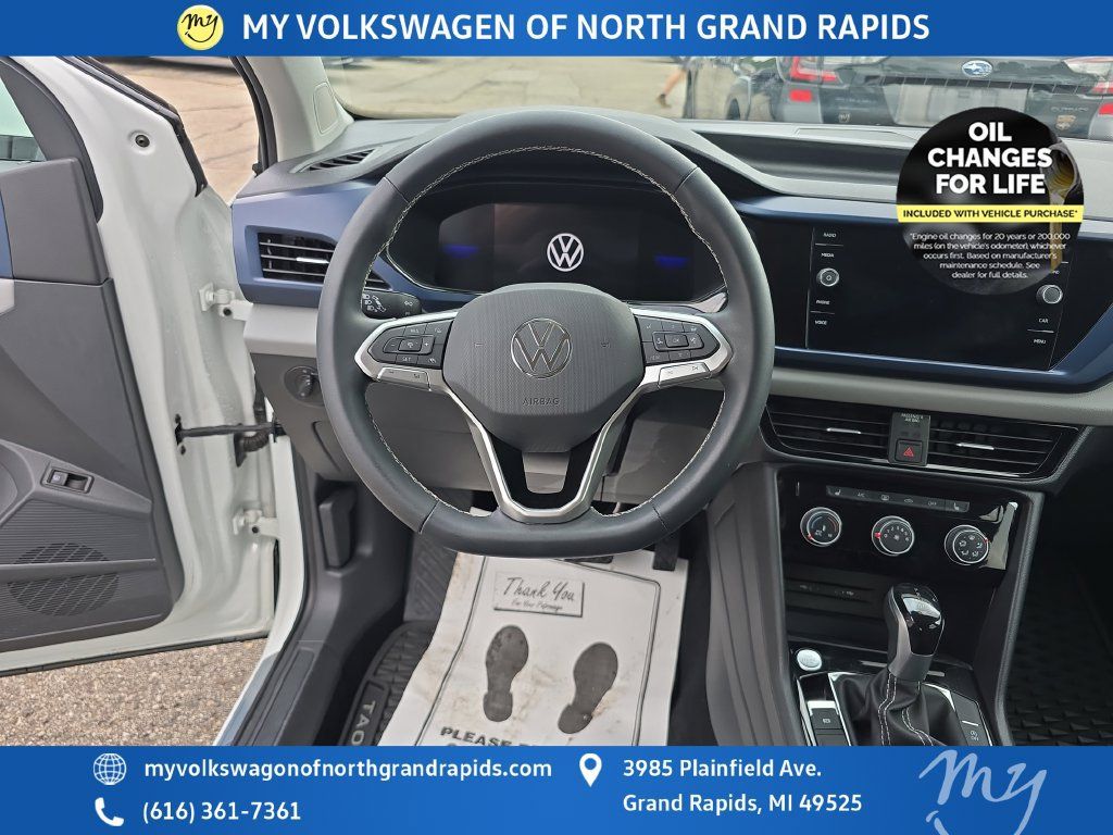 Used 2023 Volkswagen Taos SE FWD image 19