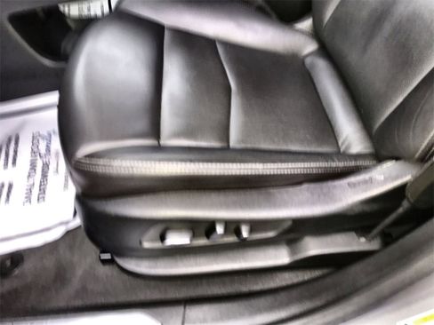 Used 2025 Cadillac XT5 Premium Luxury image 12