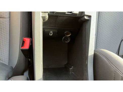 Certified 2017 Ford Escape SE w/ Equipment Group 201A image 25