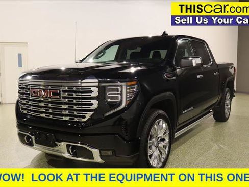 Used 2025 GMC Sierra 1500 Denali w/ Denali Reserve Package AWD/4WD image 4