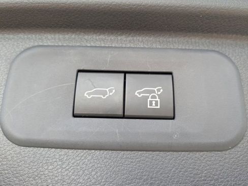 Used 2025 Toyota Grand Highlander FWD image 15