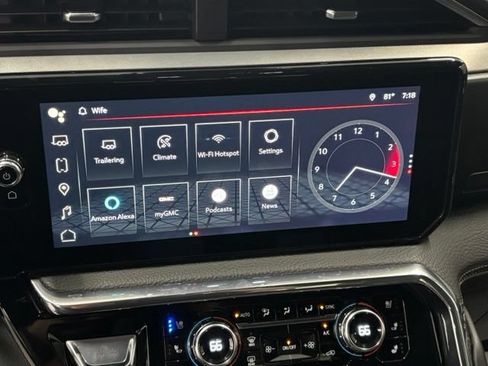 Used 2024 GMC Sierra 3500 Denali w/ Denali Reserve Package AWD/4WD image 33