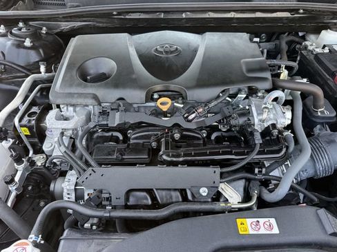Used 2022 Toyota Camry LE FWD image 30