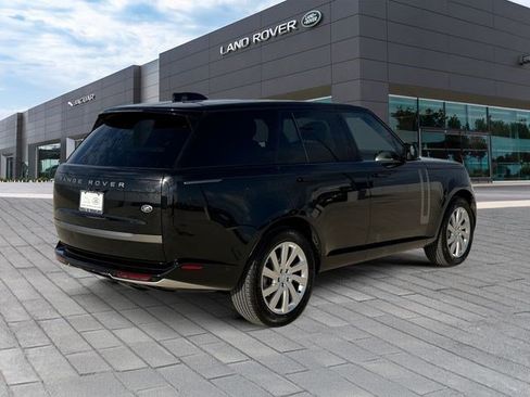 Certified 2023 Land Rover Range Rover SE AWD/4WD image 5