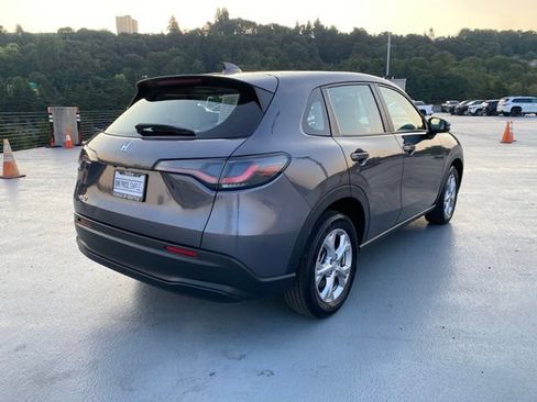 Used 2024 Honda HR-V LX image 12
