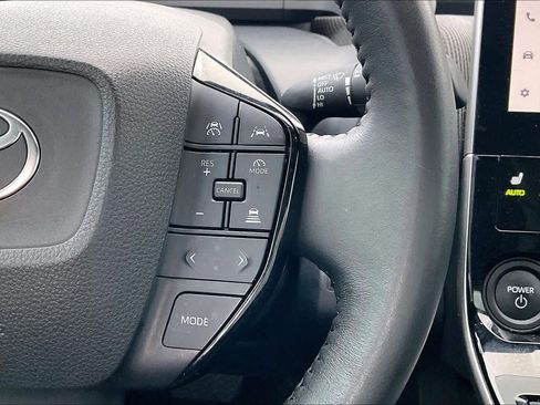 Used 2024 Toyota bZ4X XLE image 22