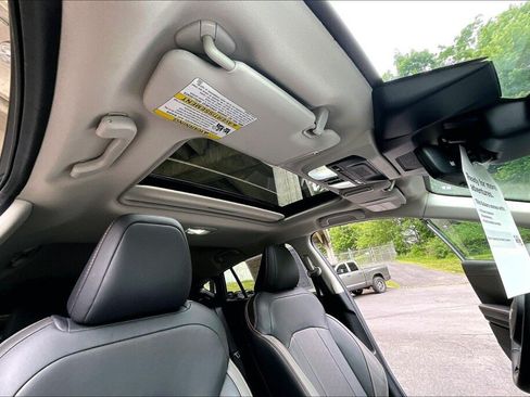 Certified 2024 Subaru Crosstrek 2.5i Limited AWD/4WD image 12