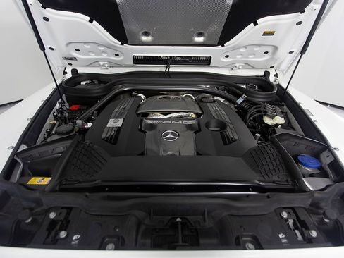 Used 2025 Mercedes-Benz G 63 AMG 4MATIC image 43