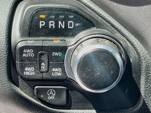 Used 2023 RAM 1500 Big Horn AWD/4WD image 16