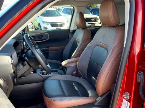 Used 2023 Ford Bronco Sport Outer Banks w/ Tech Package image 7