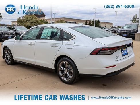 Used 2024 Honda Accord EX image 3