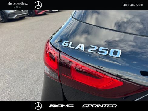 Used 2023 Mercedes-Benz GLA 250 w/ Premium Package image 5