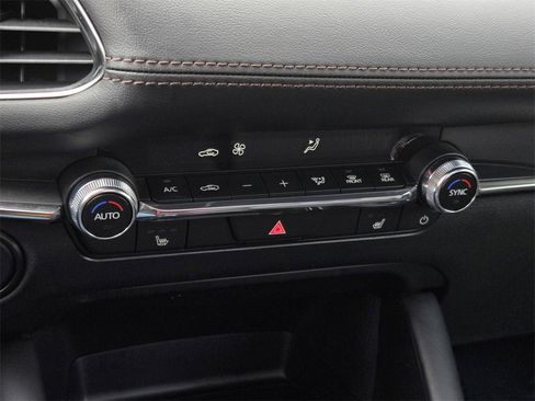 Used 2025 MAZDA MAZDA3 s image 20