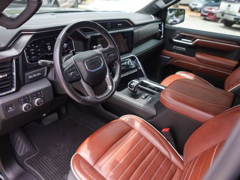 Used 2025 GMC Sierra 1500 Denali Ultimate AWD/4WD image 13
