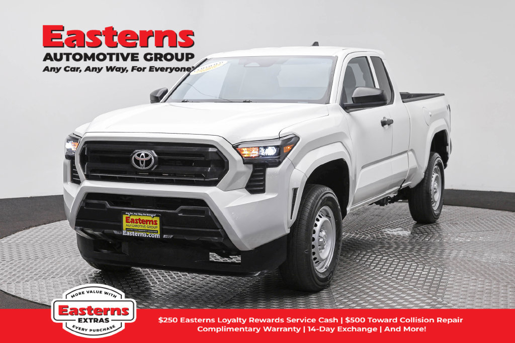 Used 2025 Toyota Tacoma SR RWD image 1