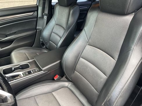 Used 2021 Honda Accord Sport image 5