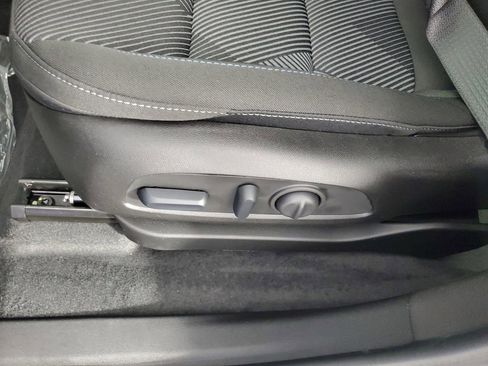 New 2027 Chevrolet Bolt LT w/ Comfort Package FWD image 27
