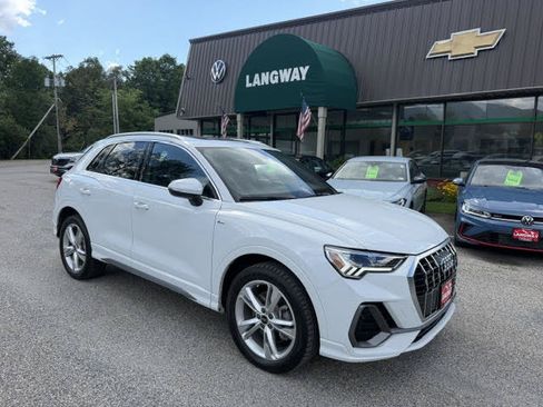 Used 2024 Audi Q3 2.0T Premium w/ Convenience Package AWD/4WD image 1