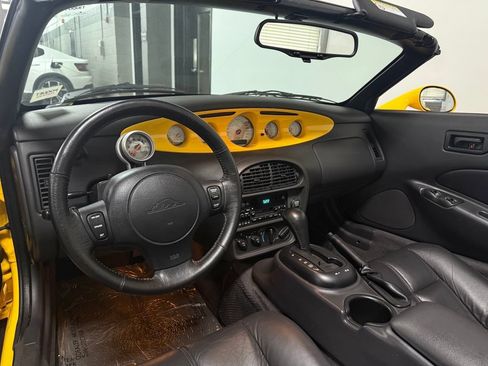 Used 1999 Plymouth Prowler RWD image 8