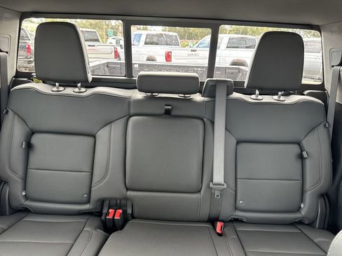 New 2026 GMC Sierra 1500 SLT w/ SLT Premium Plus Package image 17