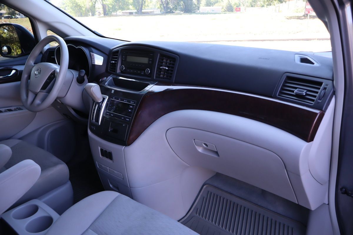 Used 2014 Nissan Quest S FWD image 17