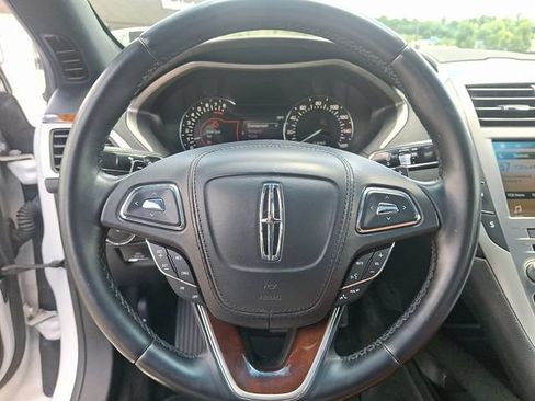Used 2018 Lincoln MKZ Reserve w/ Climate Package AWD/4WD image 19