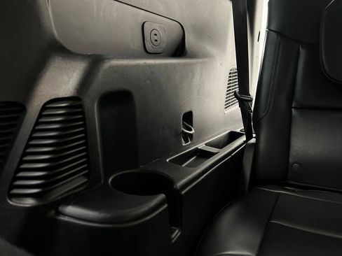 Used 2025 Ford Explorer ST-Line w/ ST-Line Street Pack image 31