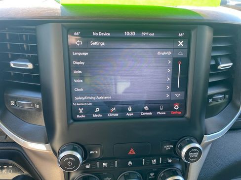 Used 2021 RAM 1500 Laramie AWD/4WD image 23