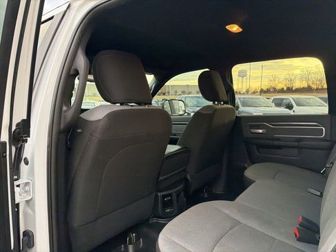 Used 2021 RAM 2500 Big Horn image 15