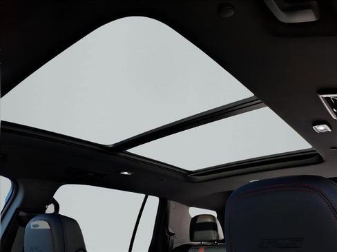 Used 2024 Chevrolet Traverse RS w/ LPO, Floor Liner Package image 21