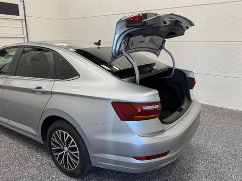 Used 2019 Volkswagen Jetta SEL FWD image 23