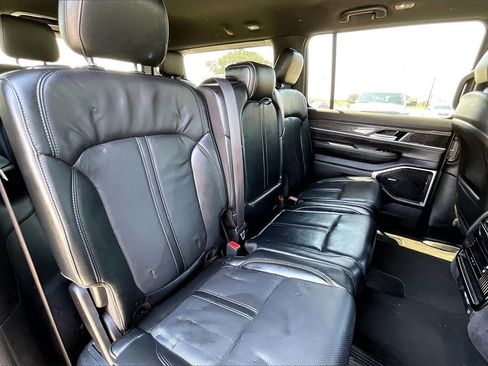 Used 2022 Jeep Wagoneer Series II image 22