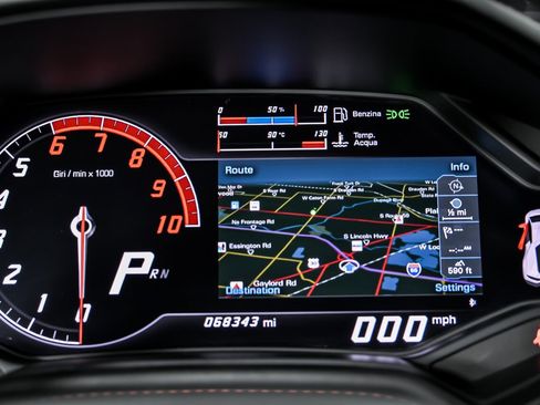 Used 2015 Lamborghini Huracan LP 610-4 image 28