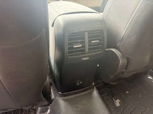 Used 2021 Ford Escape SE w/ Convenience Package FWD image 18