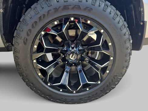 Used 2022 RAM 1500 Big Horn w/ Night Edition AWD/4WD image 36
