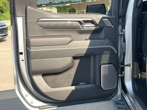 Used 2023 GMC Sierra 1500 AT4X AWD/4WD image 21