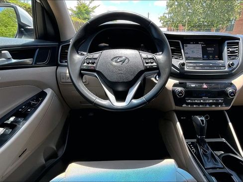 Used 2018 Hyundai Tucson SEL Plus AWD/4WD image 7