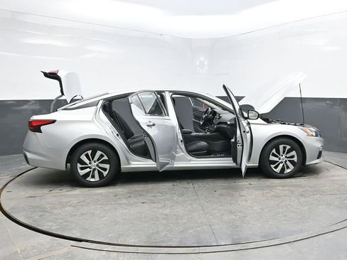 Used 2021 Nissan Altima 2.5 S image 39